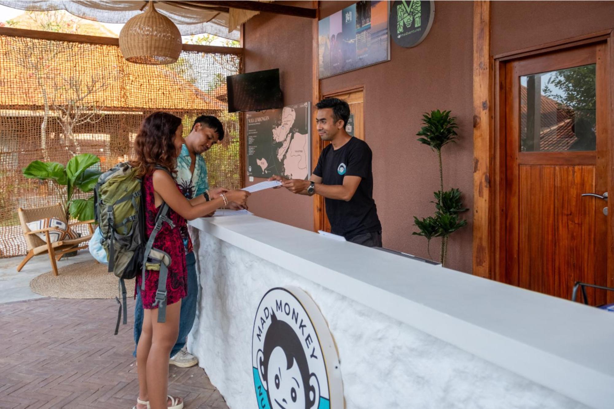 Mad Monkey Nusa Lembongan المظهر الخارجي الصورة
